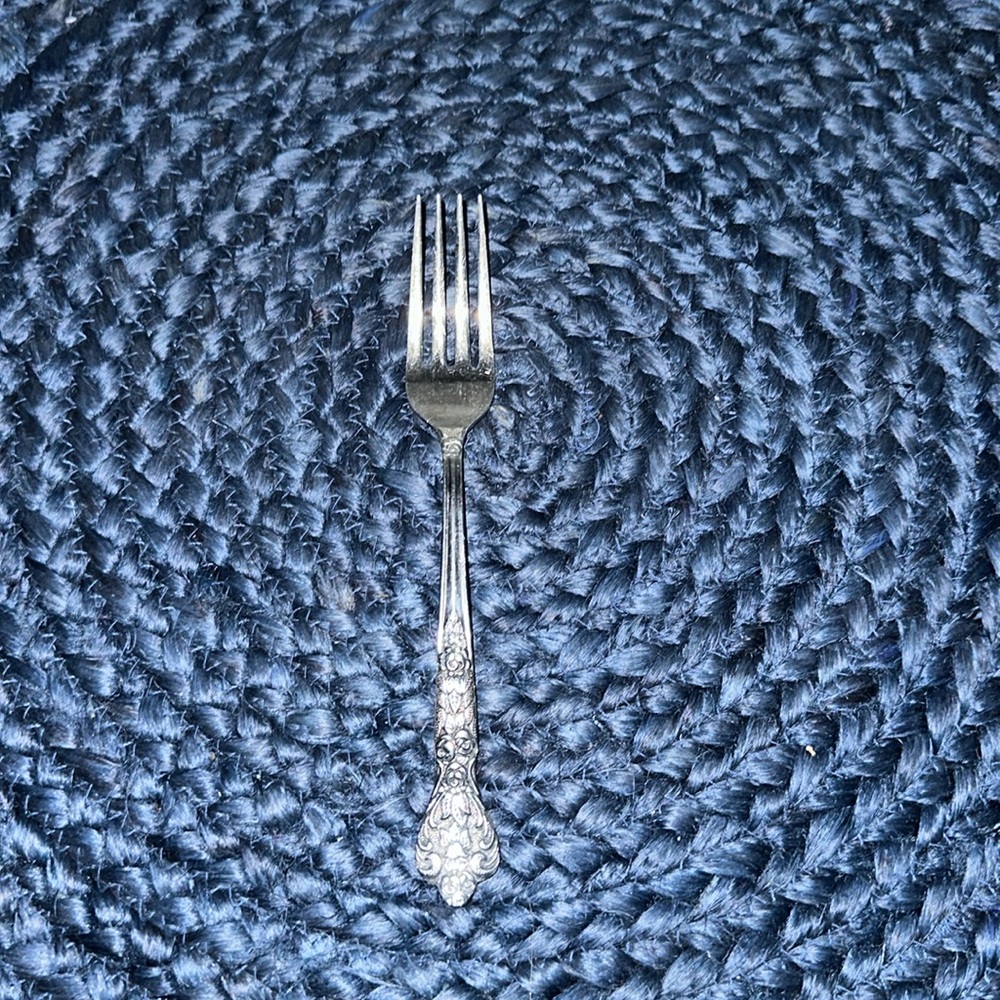 Final Price Versailles stainless steel Dinner Fork